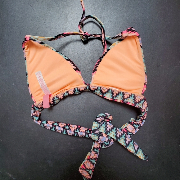 Victoria Secret Bikini top - Picture 3 of 3